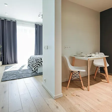 Apartment Elegant Flat Heart Of - Family Of 3 People